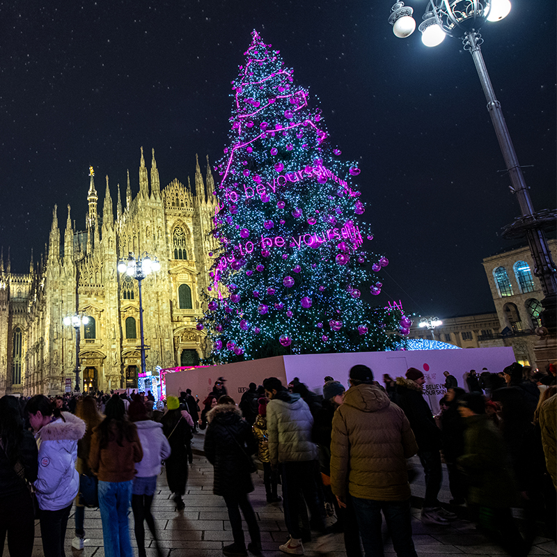 Urban Activation - US UP & Below the line - Albero di Natale Piazza Duomo 2022